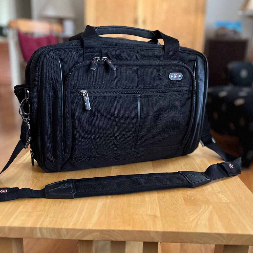 Victorinox Laptop Bag, Messenger, Shoulder Bag, Commuter Travel Bag